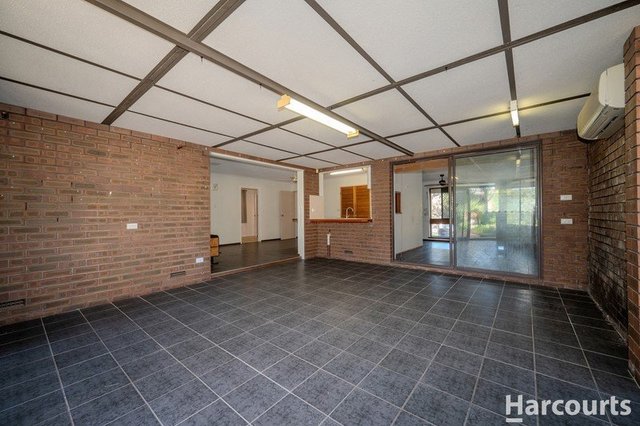 4 Cormorant Court, WA 6027