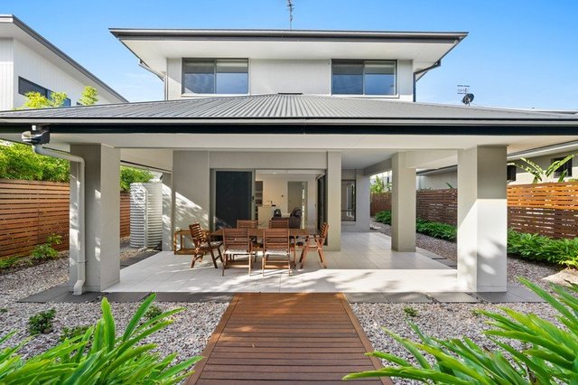 9 Paradis Road, QLD 4573