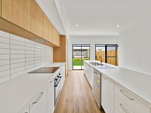 128 Unity Drive, VIC 3217