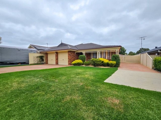 6 Cornuta Close, NSW 2567