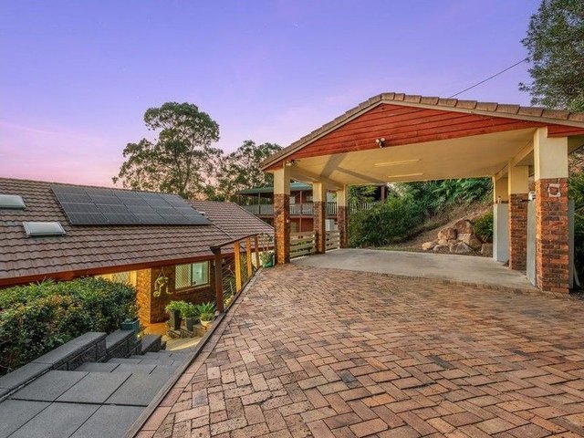 100 Anakie Drive, QLD 4130