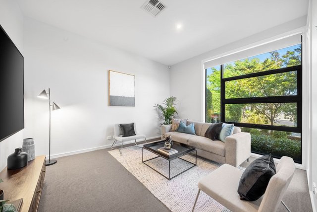 15 Crackajack Way, ACT 2914