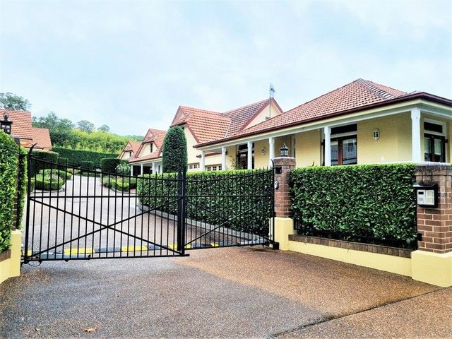 8/253-255 Argyle Street, NSW 2571