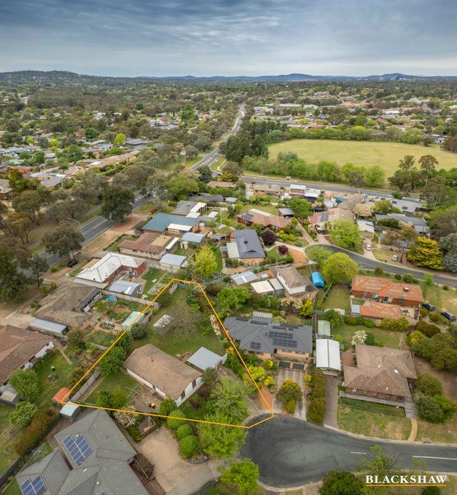 14 Beach Place, ACT 2615