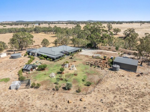 15 Kelly Court, VIC 3659