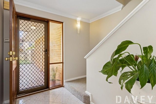 26 Jarret Street, WA 6018