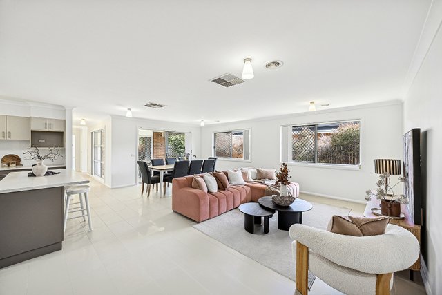 19 Rylstone Crescent, ACT 2911