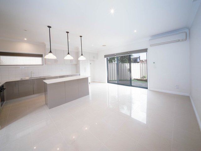 1/21 Turner Street, VIC 3049