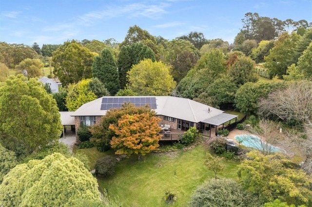 12 Cooke Place, NSW 2577