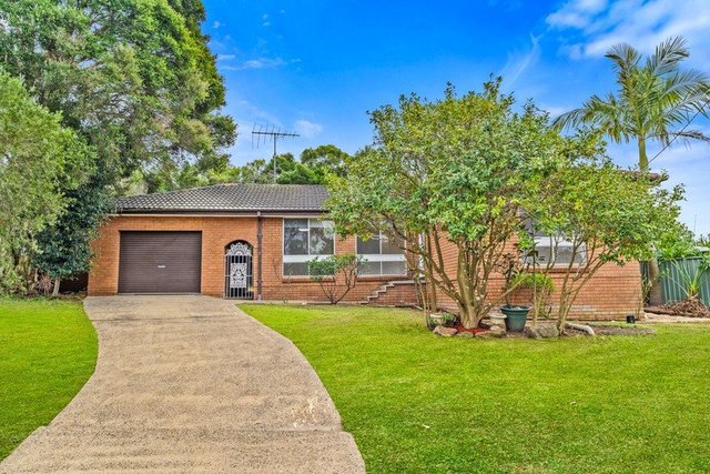 8 Clinton Drive, NSW 2567