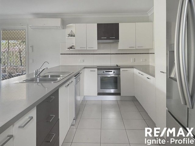 15 Yengo Street, QLD 4115