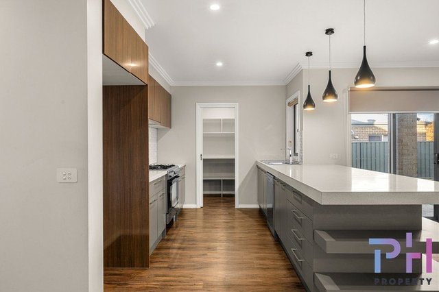 19 Brudian Drive, VIC 3551