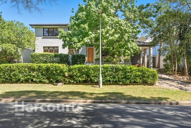 22 Forrest Crescent, NSW 2570