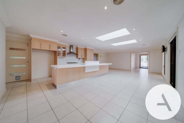 13 Allambee Street, NSW 2619
