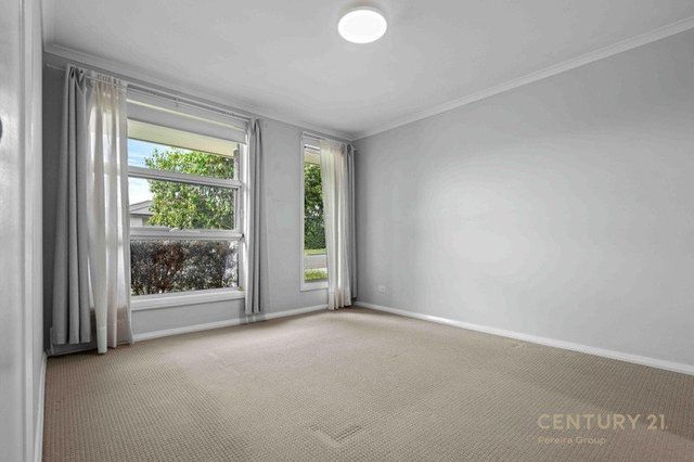11 Williamson Street, NSW 2570