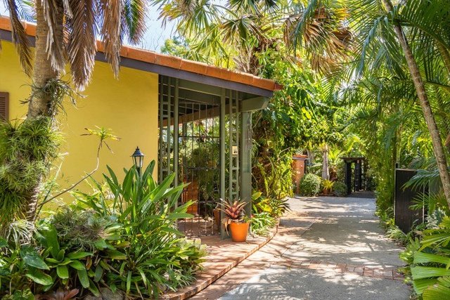 8 Kara Court, QLD 4573