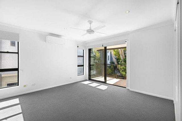 1/28 Shearwater Street, QLD 4573