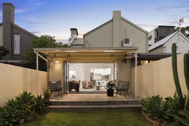 147 St Johns Road, NSW 2037