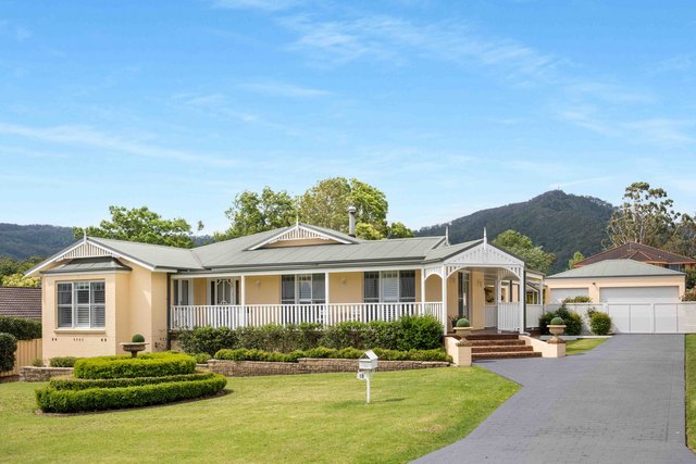10 The Concourse , NSW 2540
