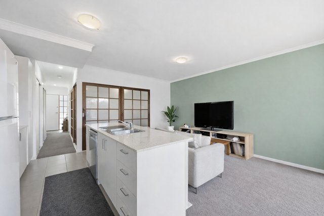 4/4 Ross Road, NSW 2620