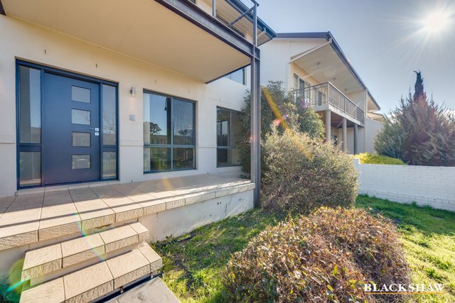37 Nellie Hamilton Avenue, ACT 2912