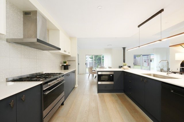 16 White Waratah Place, NSW 2575