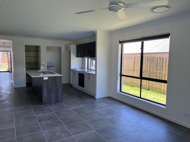 37 Oxford Drive, QLD 4280