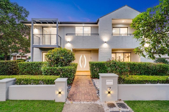 7 Rochdale Circuit, NSW 2768