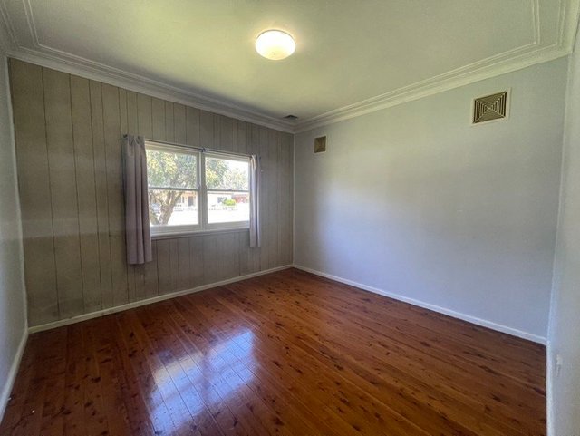 7 Catherine Crescent, NSW 2766