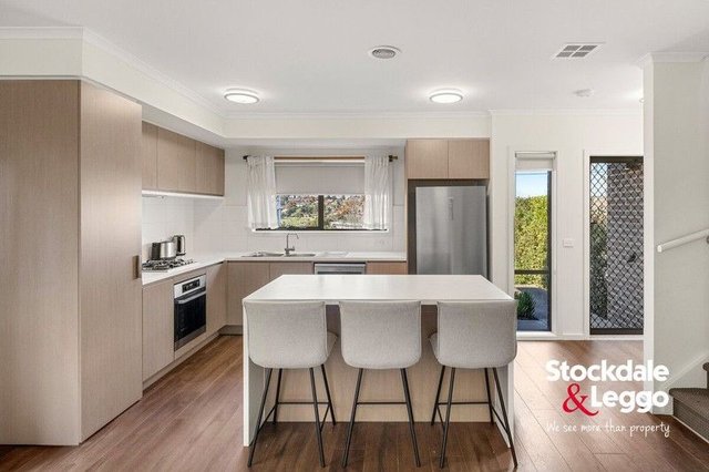 23 Erinbank Crescent, VIC 3049