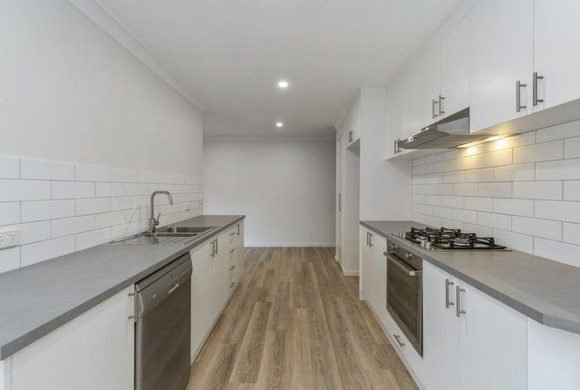 4/12-14 Truscott Street, VIC 3550