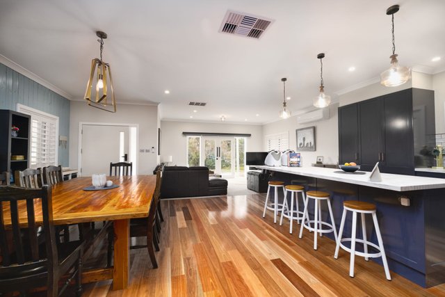 163 Larmer Street, NSW 2700