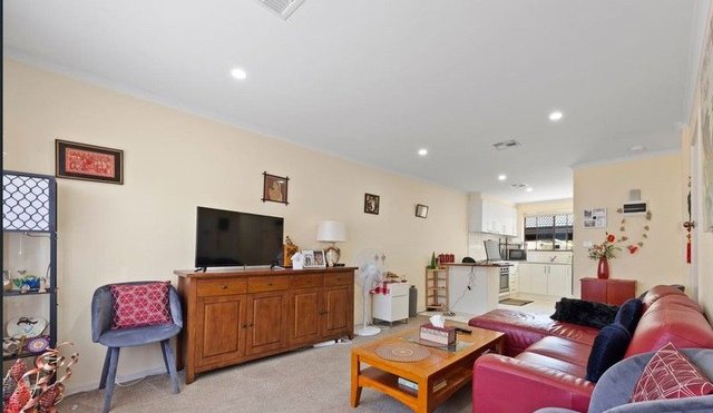 4/299 Cumberland Road, VIC 3044