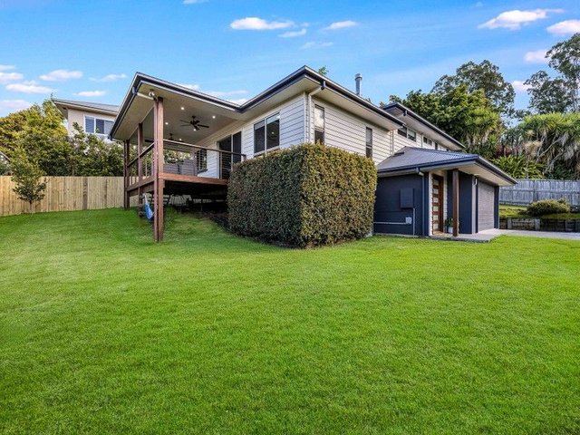 77 Petigrain Avenue, QLD 4555