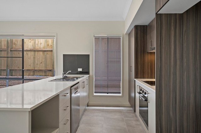 14 College Drive, QLD 4280