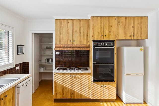 102 Massie Street, NSW 2630