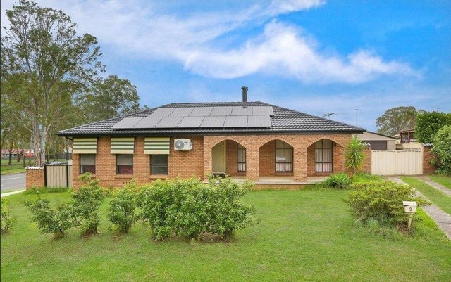 2 Enfield Street, NSW 2750