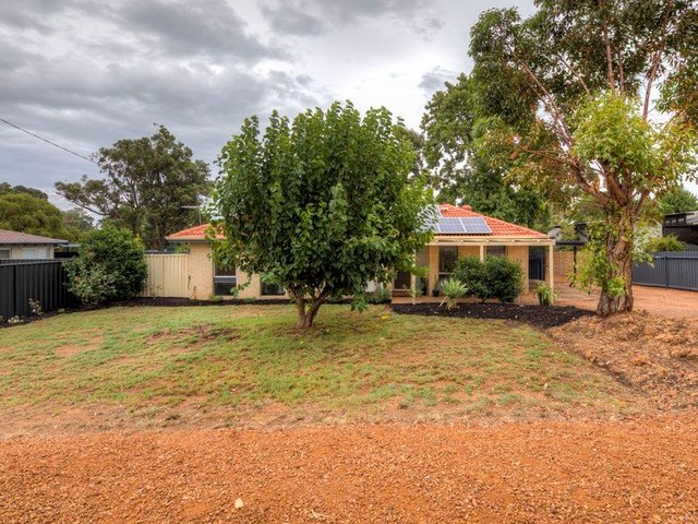 16 Booligal Street, WA 6076