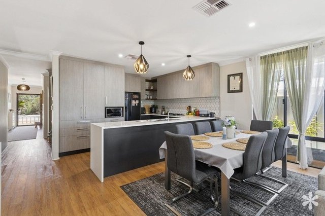 57 Boomerang Loop, WA 6031