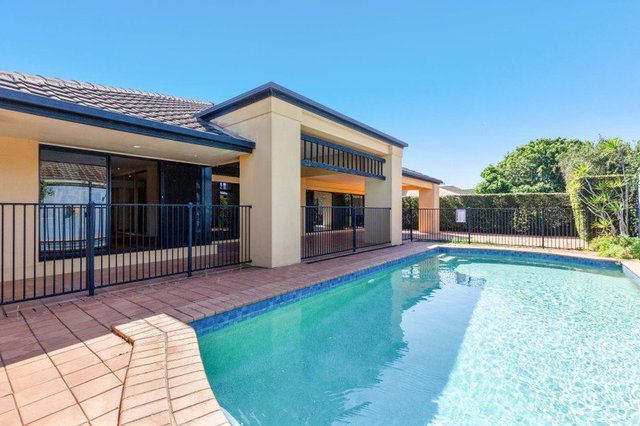 35 Voyager Circuit, QLD 4035