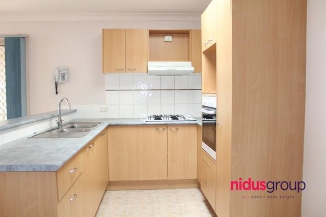 8 Cannery Road, NSW 2761