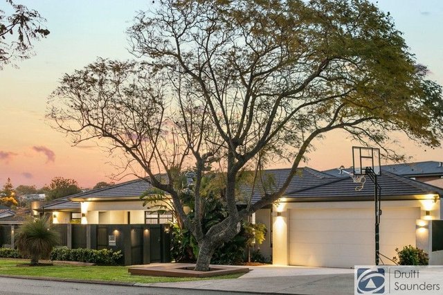 30 Bentwood Avenue, WA 6018