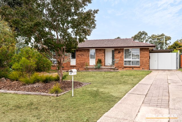 17 McCabe Crescent, ACT 2615