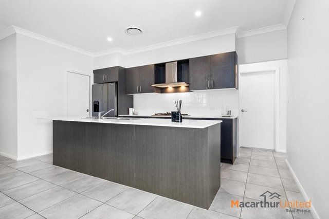 16 Cooper Drive, NSW 2570