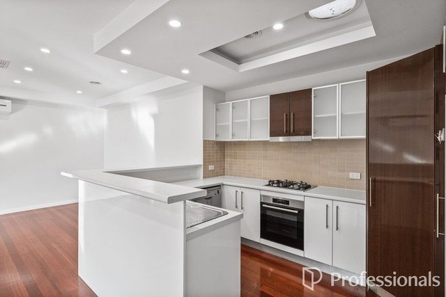 2/30 Harrison Street, VIC 3023