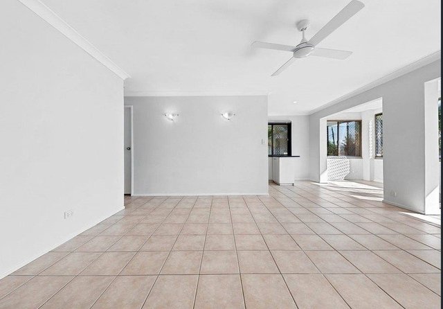 16 Jindavee Crescent, QLD 4127