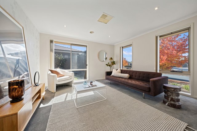 41 Gordon Withnall Crescent, ACT 2615