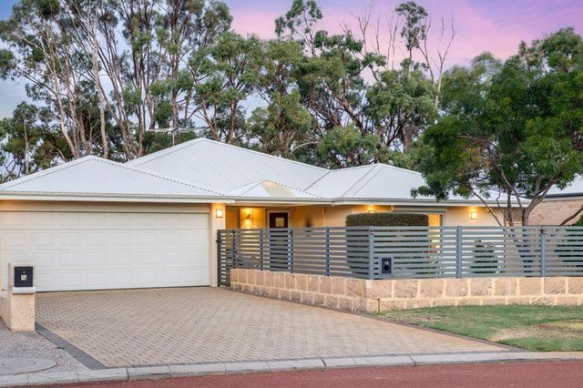 12 The Rise , WA 6018