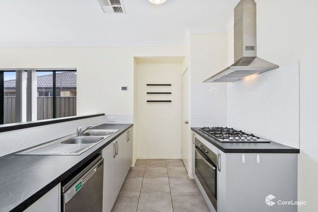 3 Bluebill Road, WA 6031