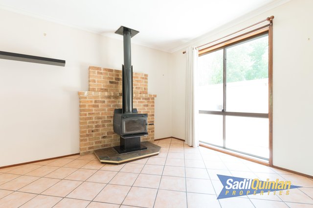 6 Weekes Close, ACT 2905